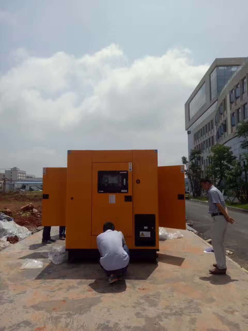 300kw康明斯发电机