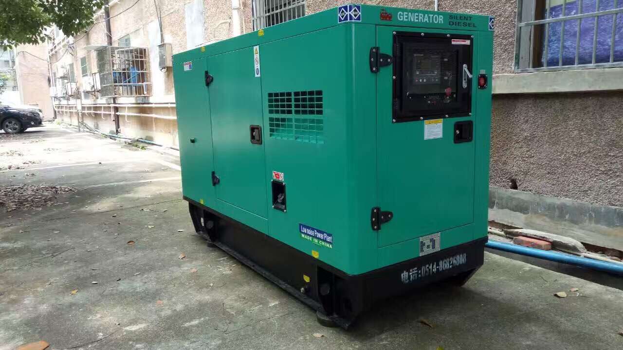 明邦工作人员正在进行安装潍柴发电机1