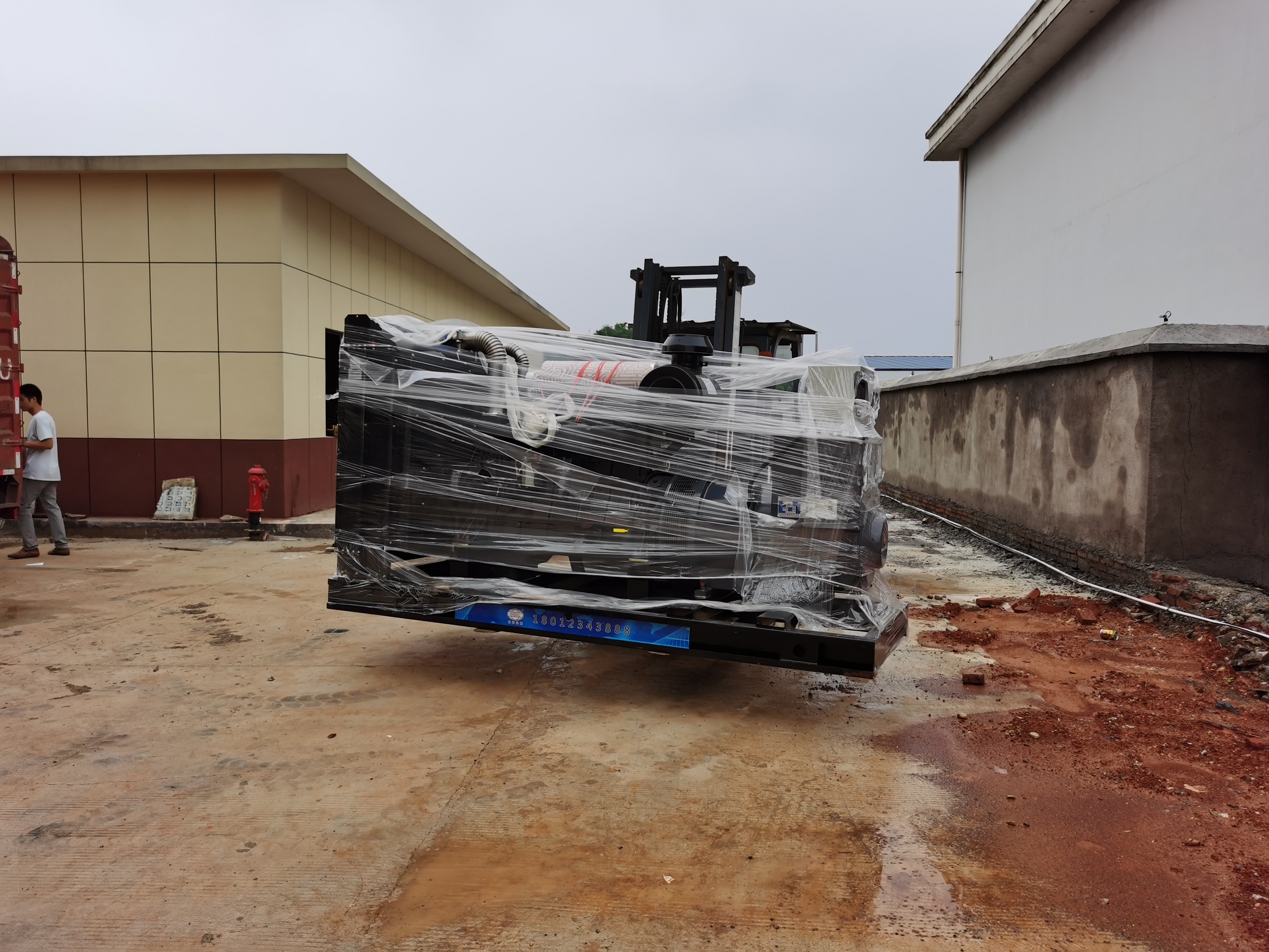 250kw上柴发电机