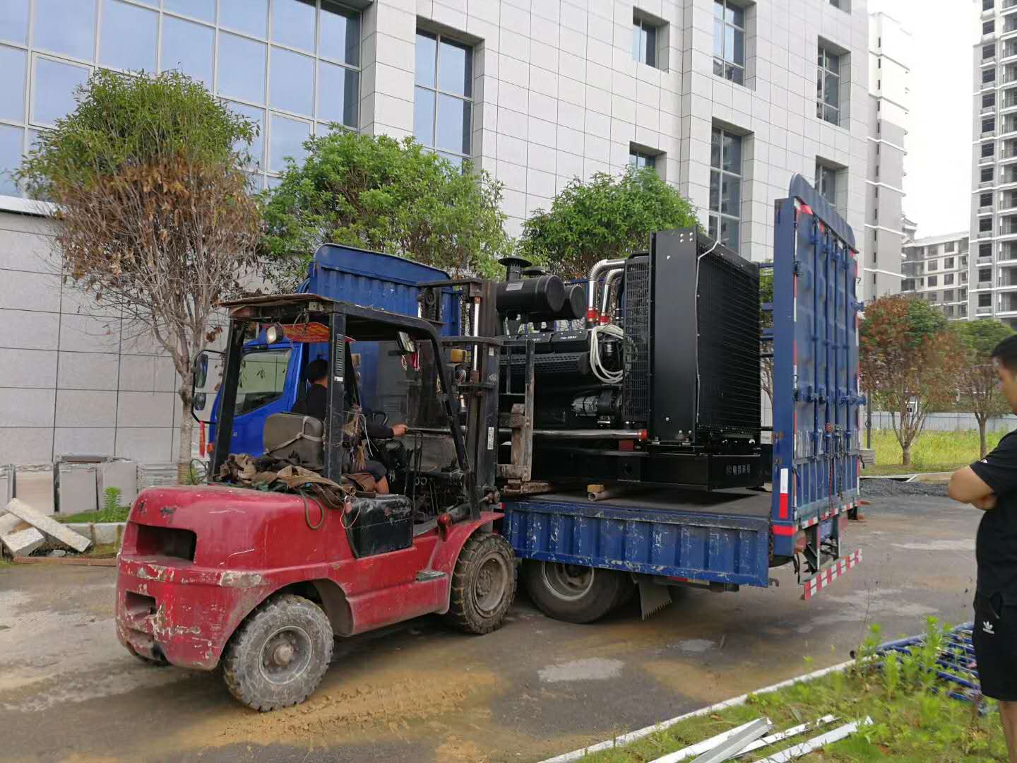 400kw上柴柴油发电机组